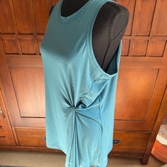 Athleta Pullover Twist Front Sleeveless Top Size Large - Picture 2 of 10